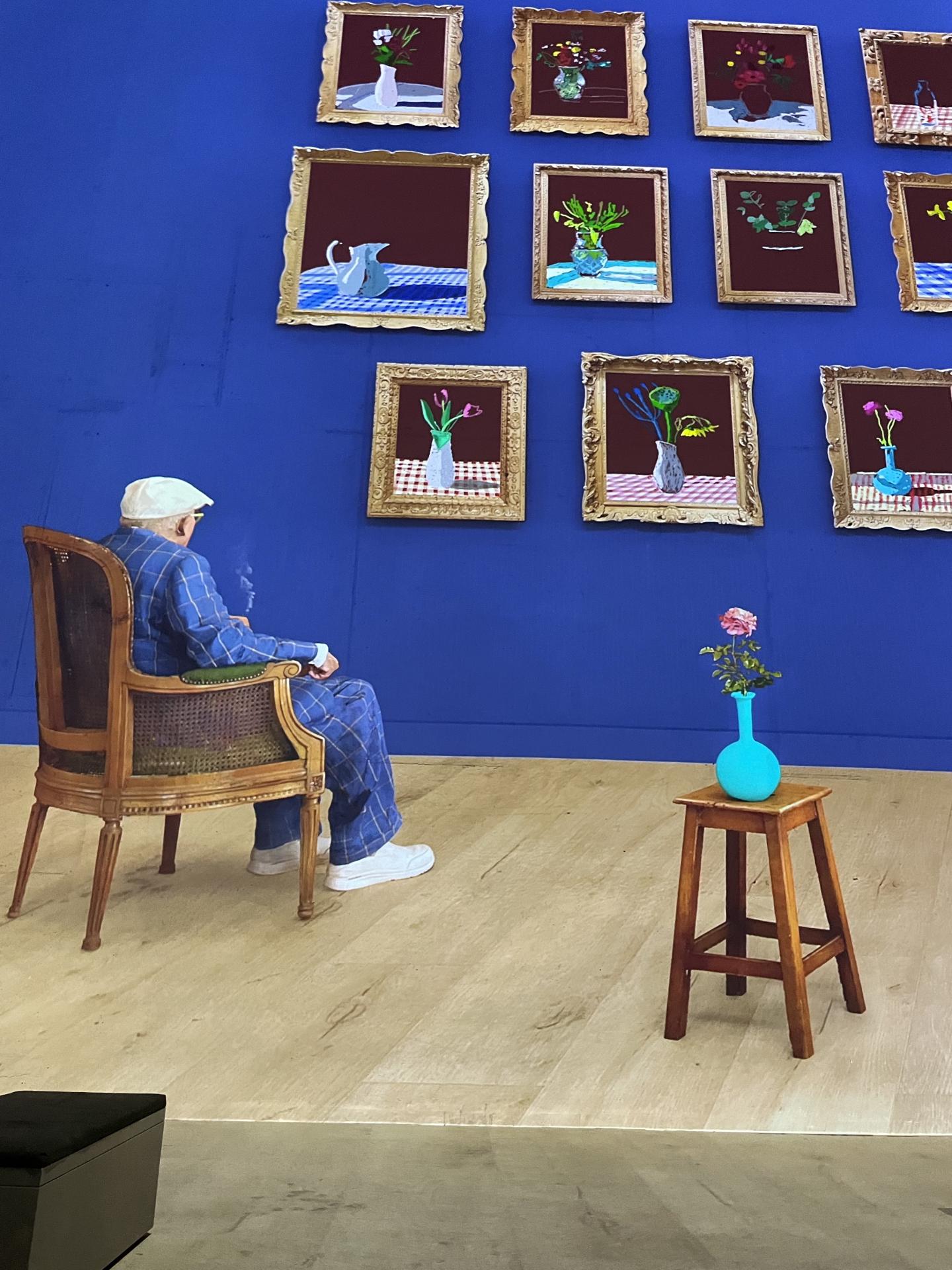 Bigger & Closer : un plongeon dans le monde hypnotique de Hockney